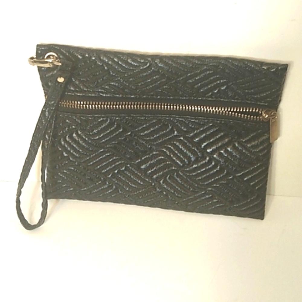 Wristlet